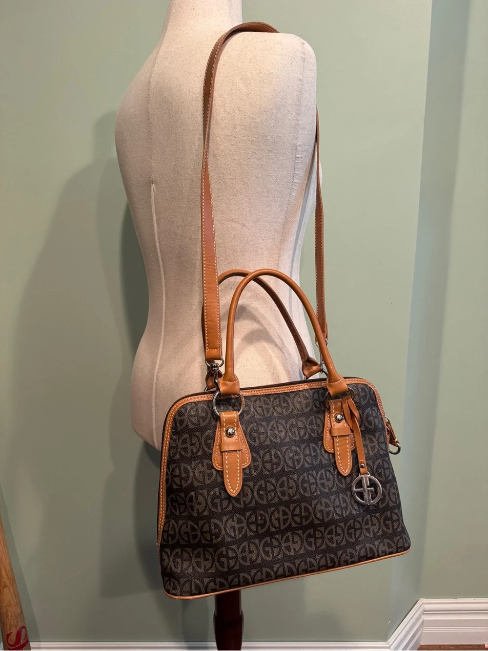 Giani Bernini Monogram Block Signature Dome Satchel Crossbody Bag Purse CLEAN